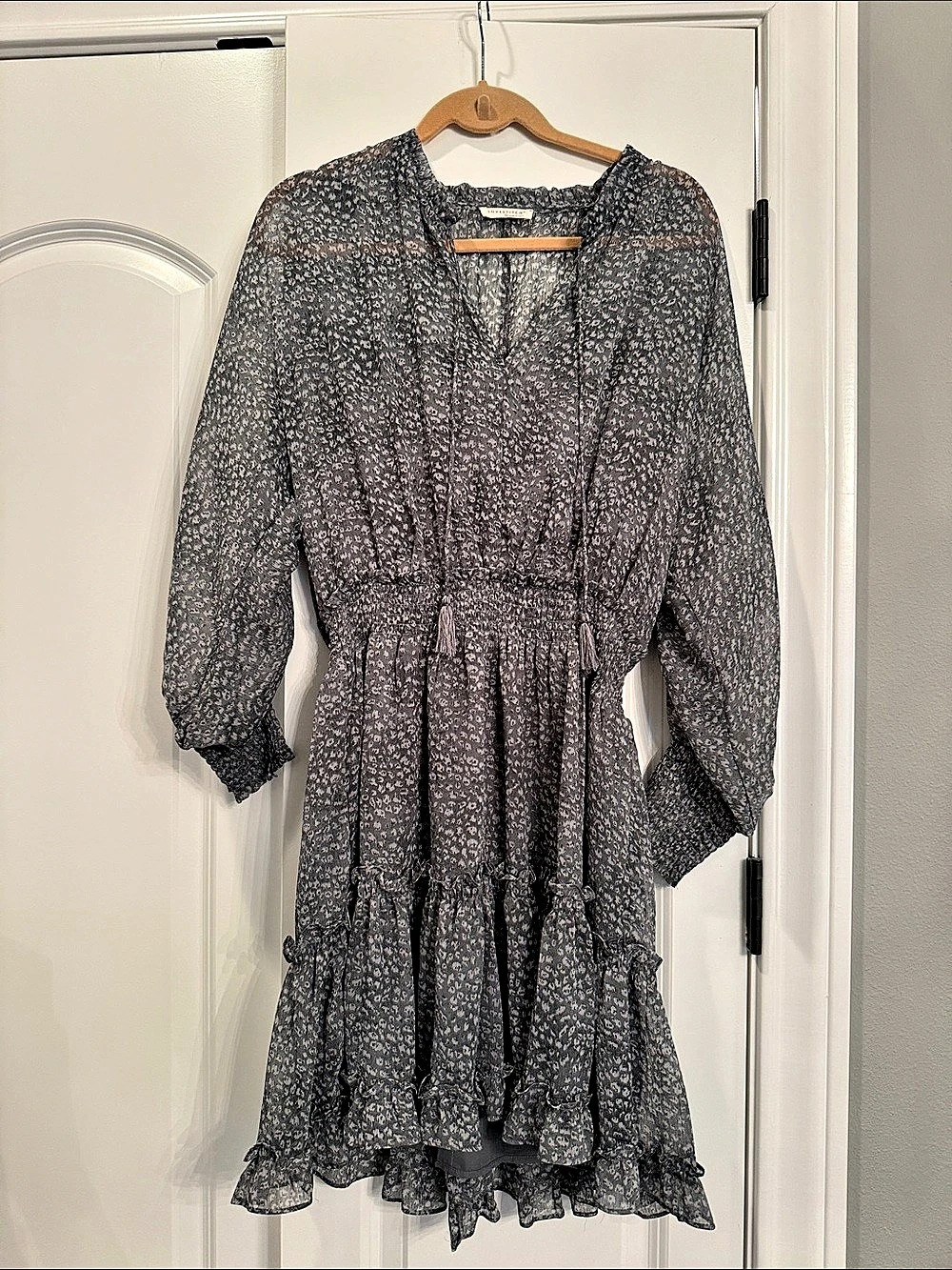 Lovestitch Floral Mini Dress in Gray Like New